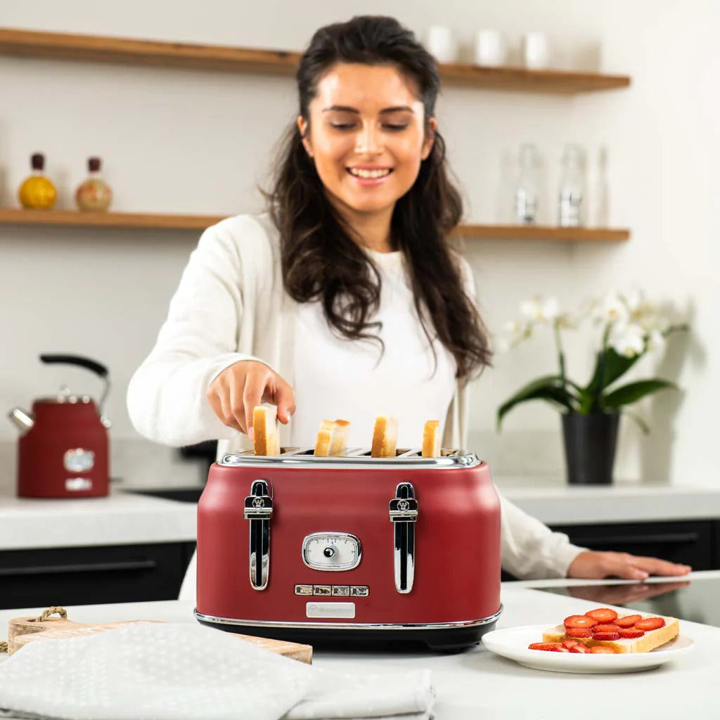 Westinghouse Retro Series 4 Slice Toaster - Red WKTT809RD Westinghouse Retro Series 4 Slice Toaster - Red WKTT809RD